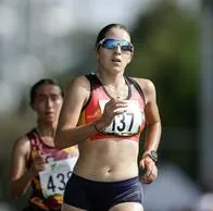 我是劳拉·查拉卡 (Laura Chalarca)，一名获得 2024 年奥运会参赛资格的运动员。
